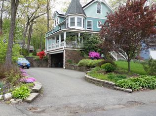 125 Beechwood Dr, Wayne, NJ 07470