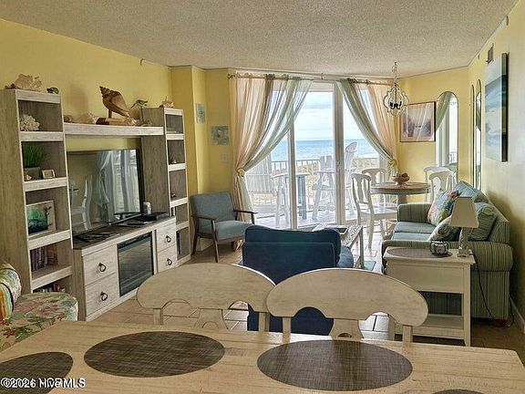 4th image of 2000 New River Inlet Road #1204