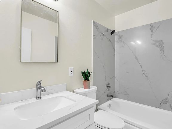3rd image of 8054 Greenridge Dr APT 20