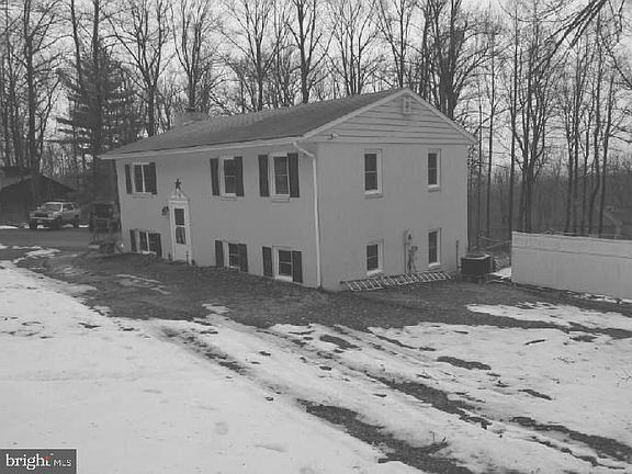 FRONT OF HOME SIDE VIEW