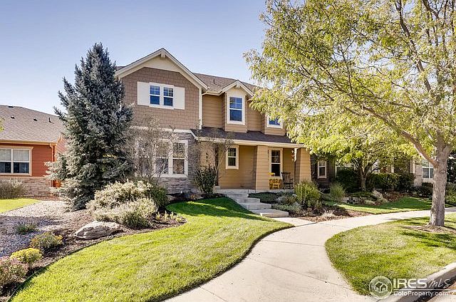1st image of 605 Deerwood Dr