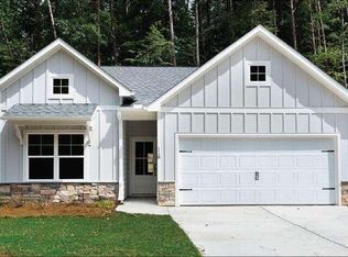 213 Cherokee Dr, Waleska, GA