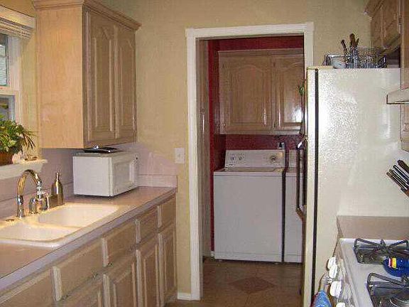 4th image of 1309 Kings Ct
