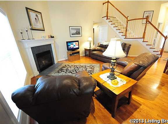 3rd image of 632 Ashbourne Dr