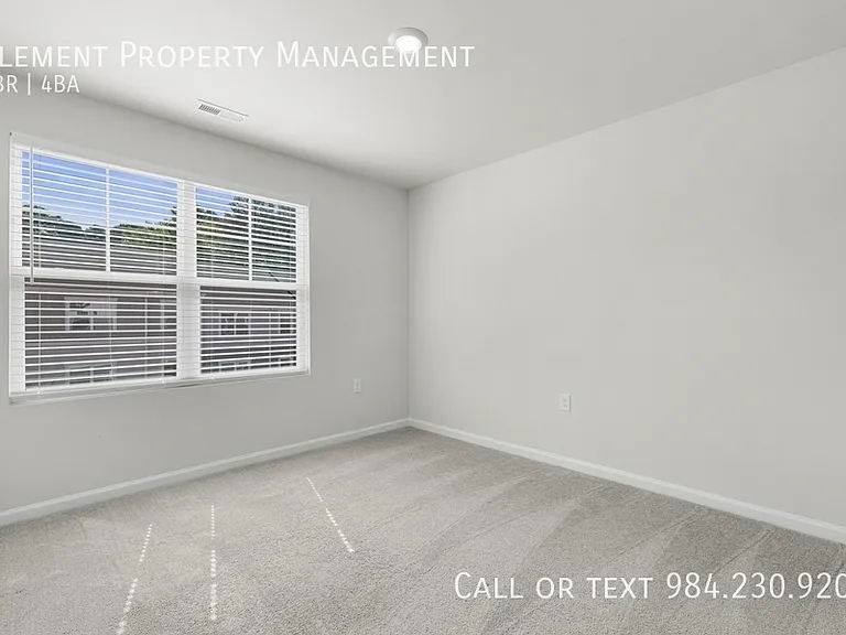 1009 Belloak Way #1 — Photo 26