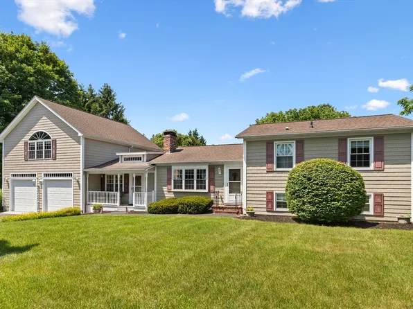 51 Point St, Berkley, MA 02779