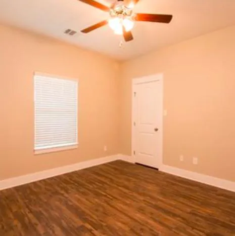 282 Mobile Ave — Photo 15