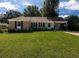 5225 Dee Rd, Memphis, TN 38117