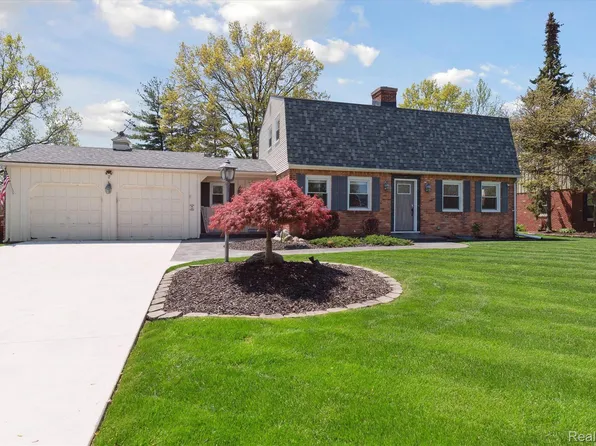 5485 Timberlane St, Monroe, MI 48161