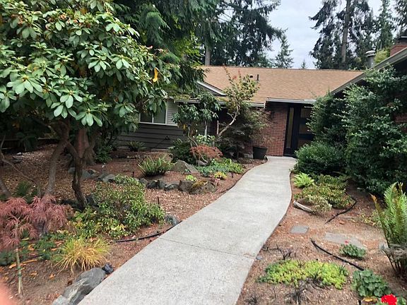3rd image of 13727 NE 74th St