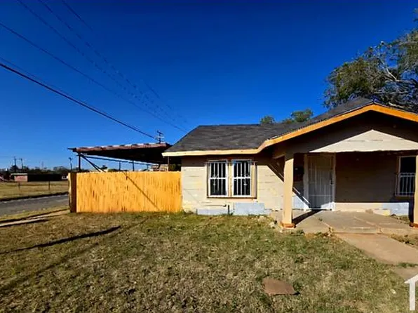 1926 22nd St, Lubbock, TX 79411