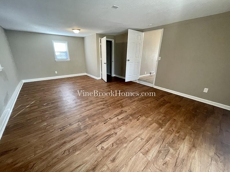 1st image of 11211 Palmer Ave
