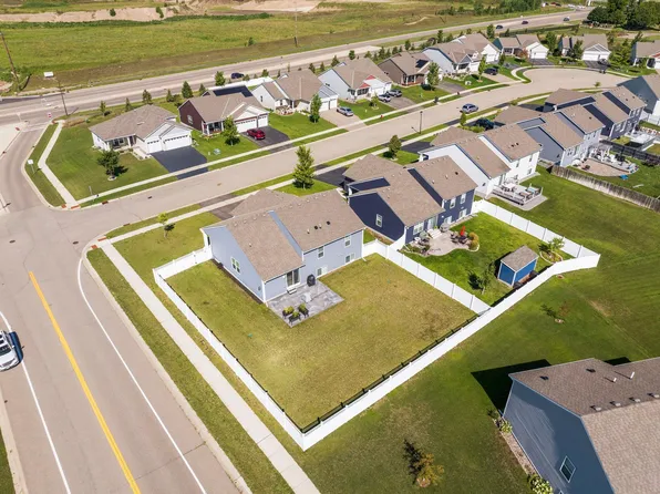 15192 Emory Cir, Apple Valley, MN 55124