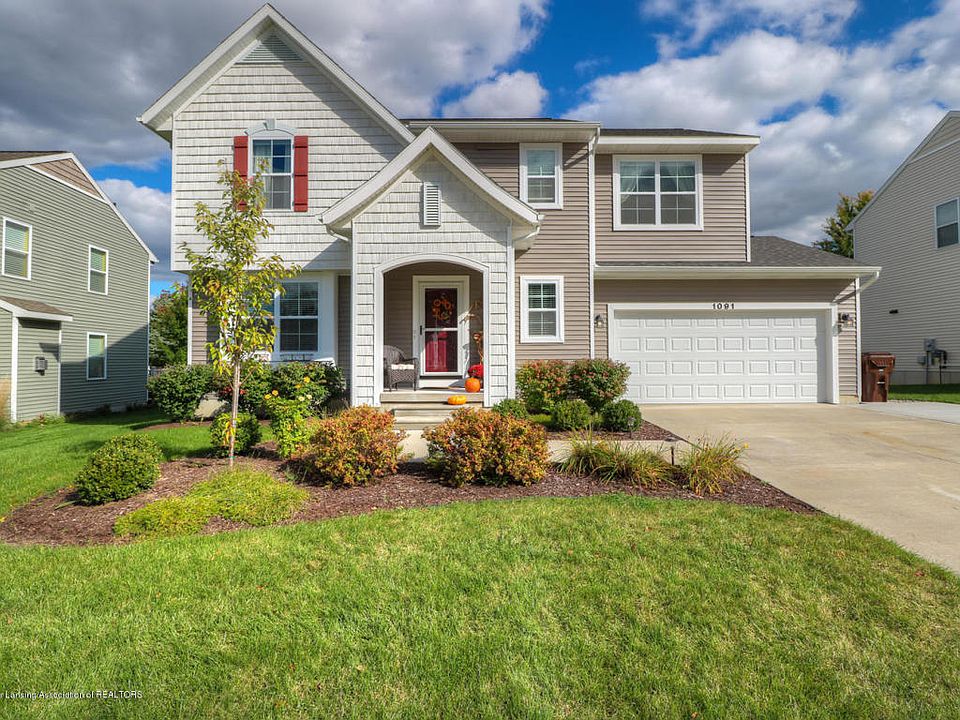 1st image of 1091 Oakwood Dr