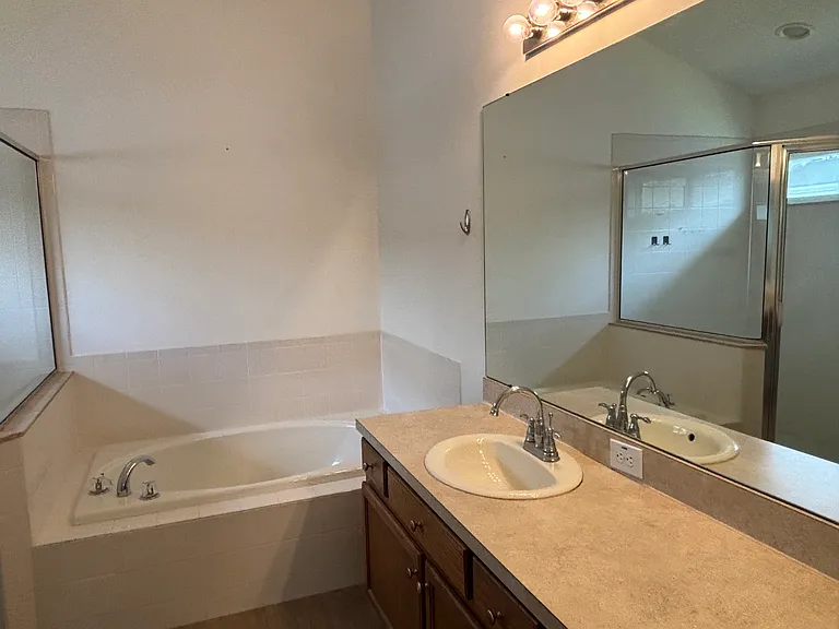 15820 Cedar Elm Ter — Photo 25
