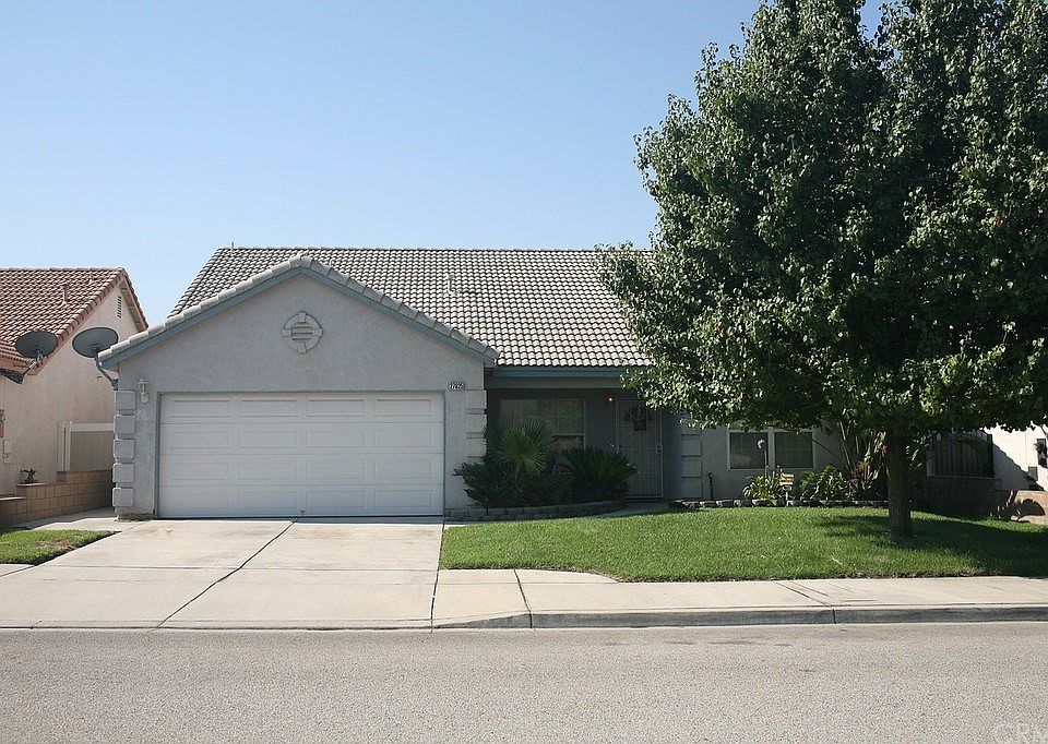 1st image of 27625 Powell Dr