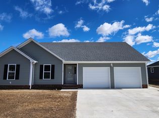 202 Compass Dr, Elizabeth City, NC 27909