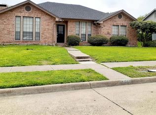 2326 Bent Bow Dr, Garland, TX 75044