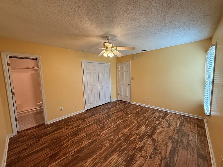 111 Old Post Ct — Photo 14