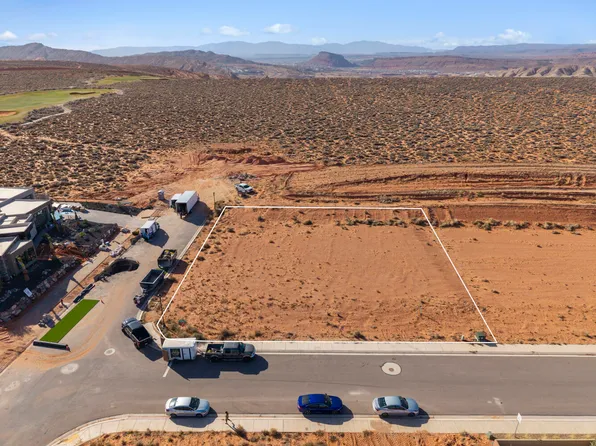 80 S Sand Hollow Rd, Hurricane, UT 84737