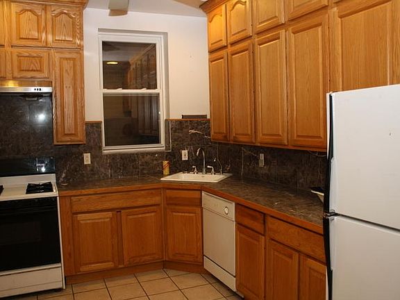 2nd image of 1311 W Arthur Ave #2