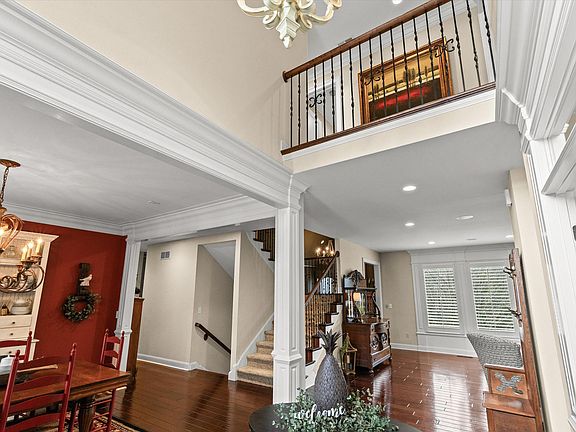 4th image of 2701 Bristol Lake Dr