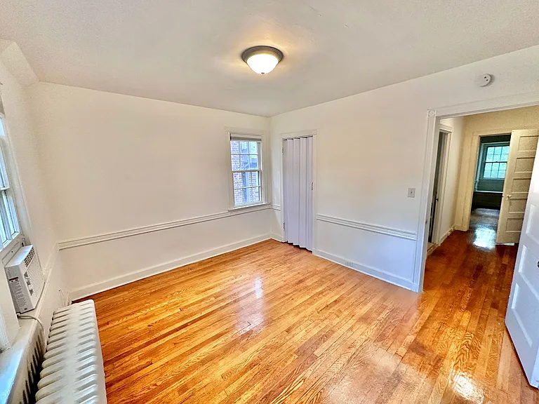 4422 Greenwich Pkwy NW — Photo 29
