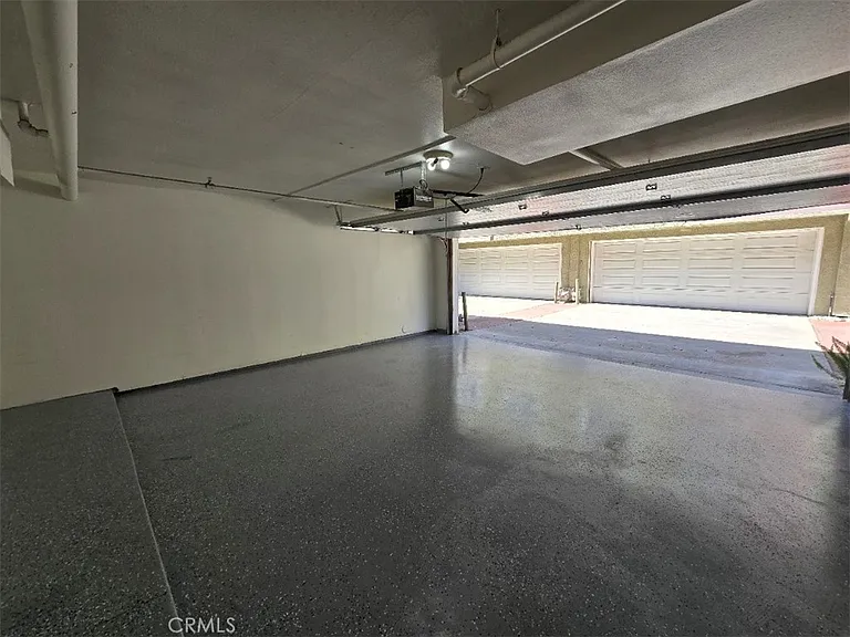 76 Harkness Ave — Photo 6