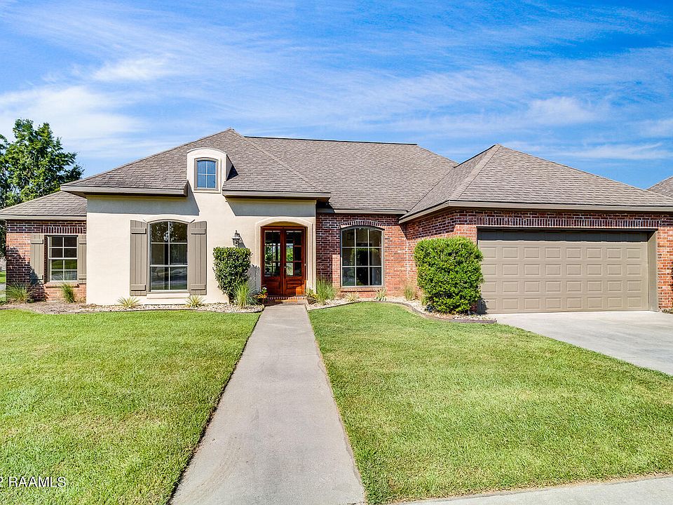 101 Meadow Lake Dr, Youngsville, LA 70592 Zillow