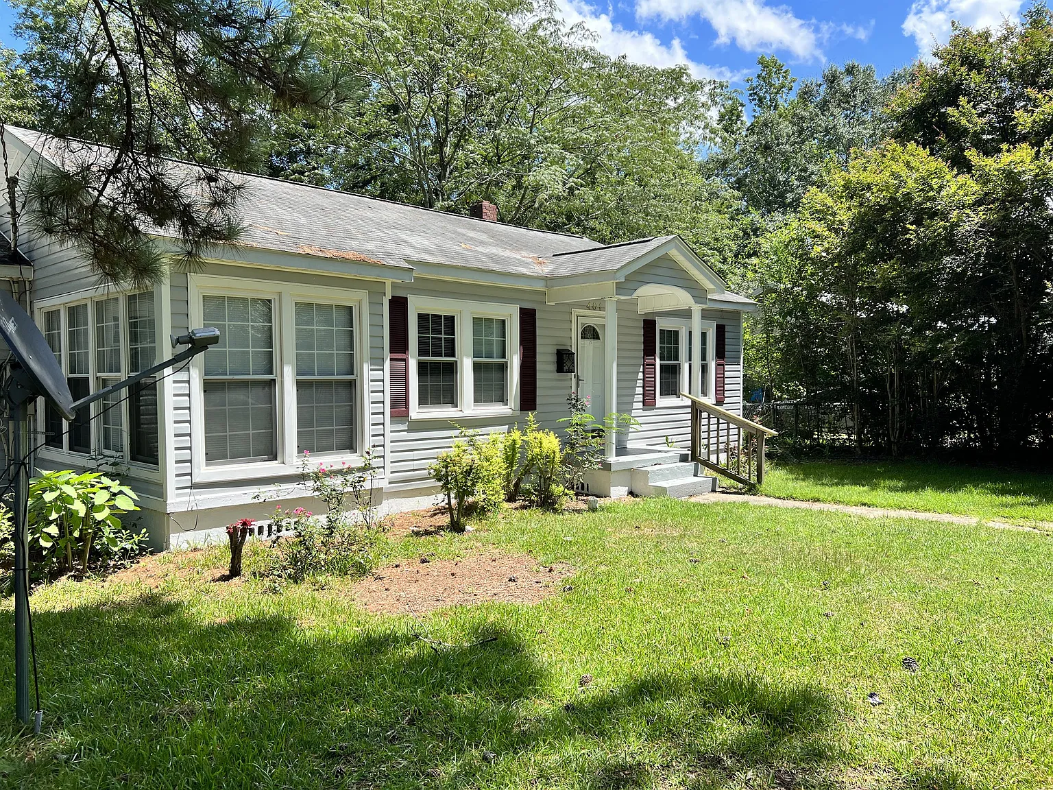 401 Highland Street - Highland — Photo 2