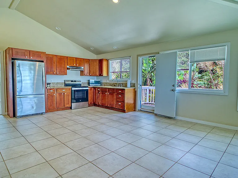4632 Laukona St #B — Photo 2