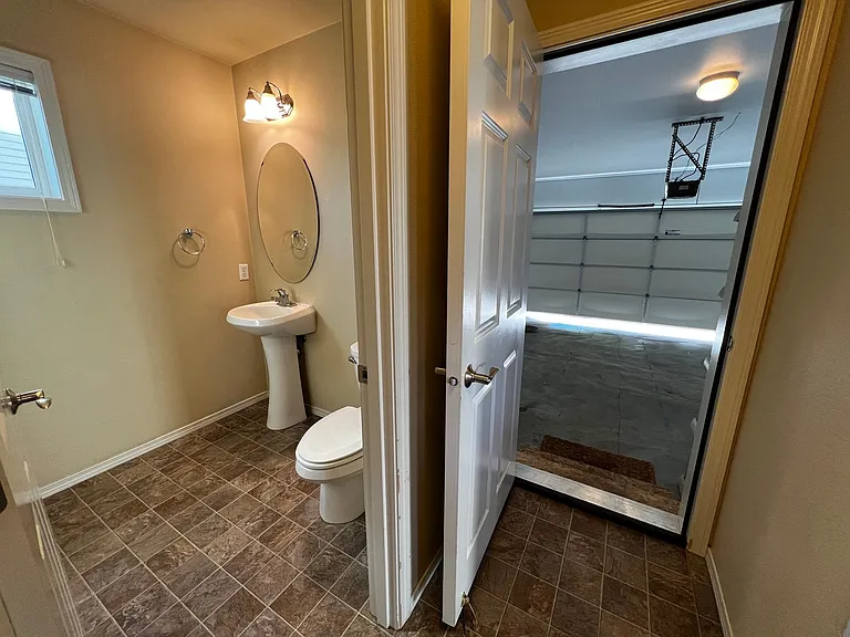 1391 Foreman Rd — Photo 11