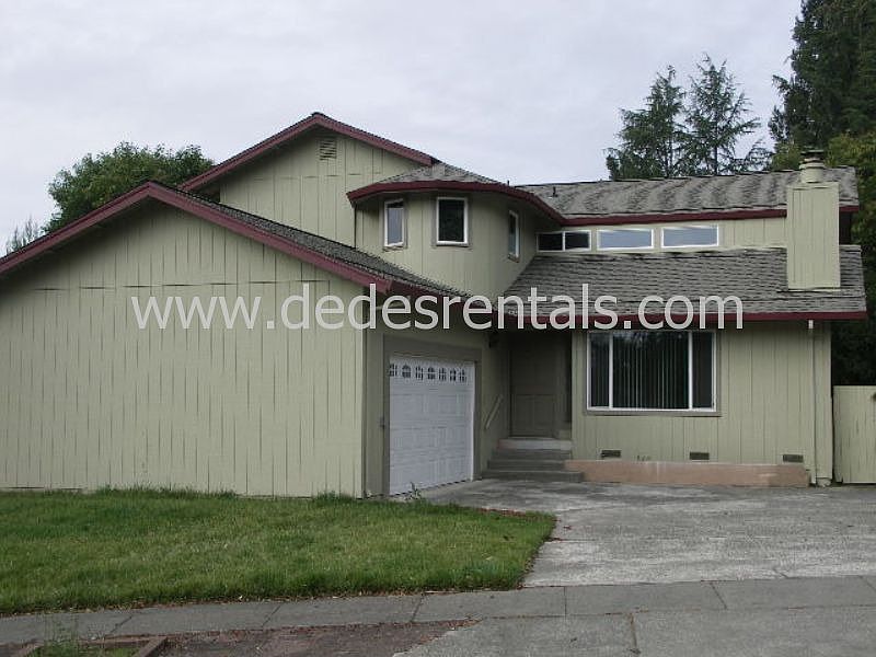 648 Fairmont Court, Santa Rosa