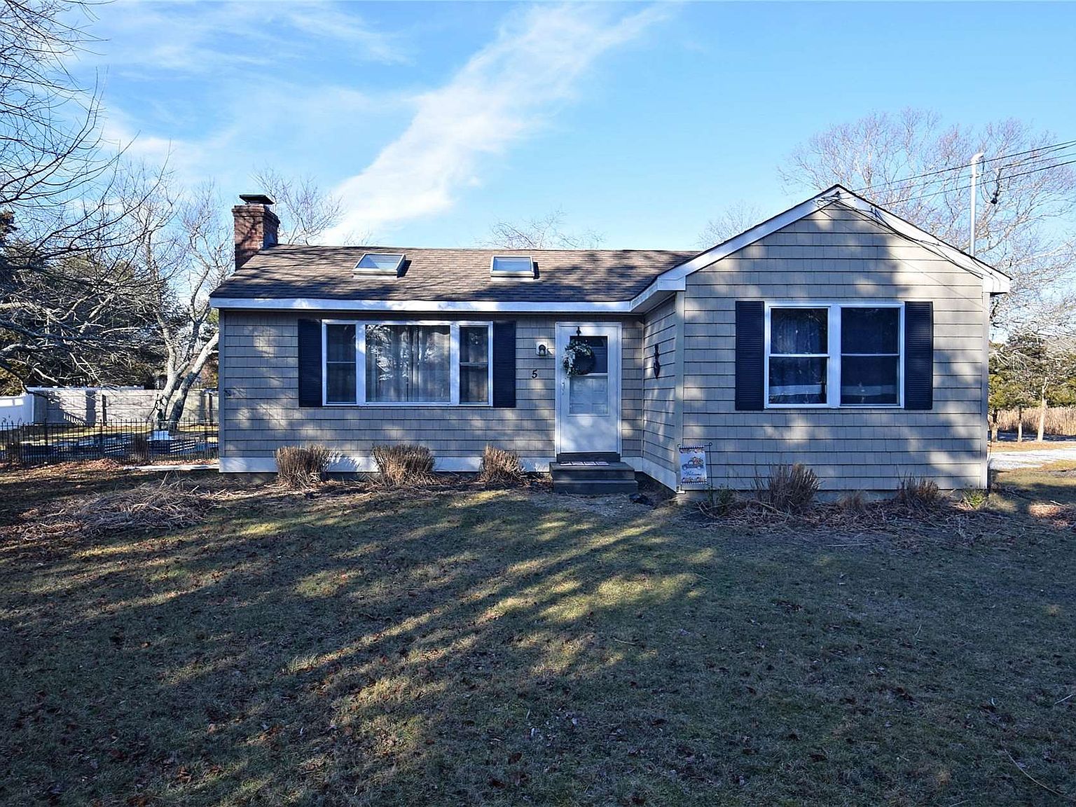 5 South Street, Center Moriches, NY 11934 Zillow