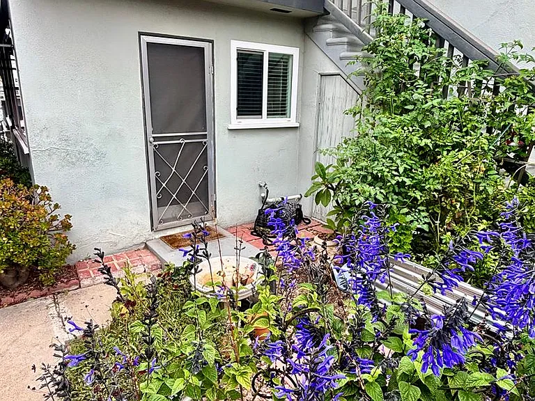 215 Avenida Granada — Photo 1