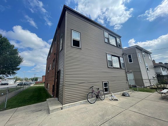 4th image of 1554 N 43rd Ave