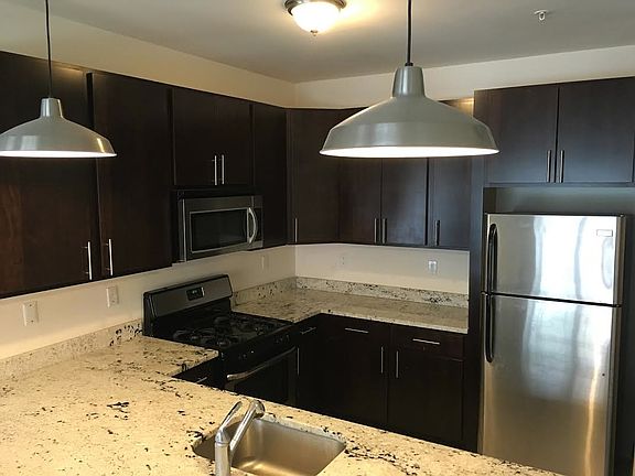 2nd image of 120 Halsted St #202