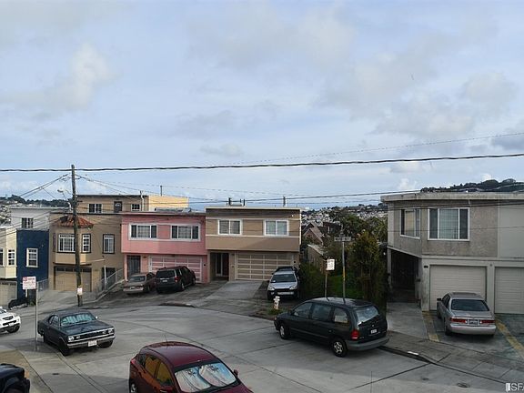 2nd image of 366 Louisburg St