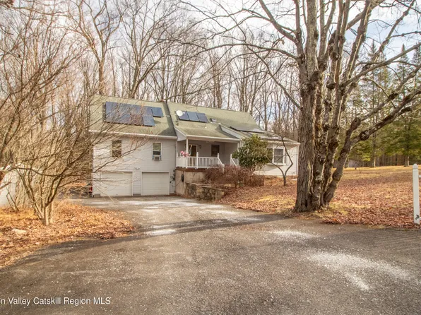 15 Shawangunk Drive, Kerhonkson, NY 12446