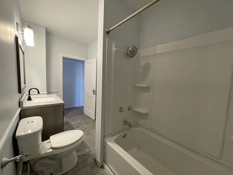 516 W Calvert St #3 — Photo 5