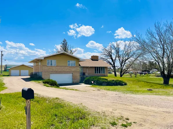 2054 1st St NE, Havre, MT 59501