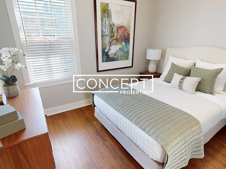 386A Harvard St #M — Photo 11
