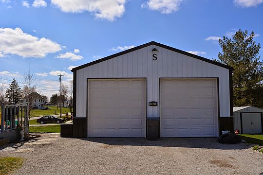 1st image of 6820 W Versailles St
