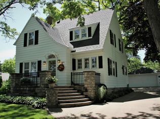 10841 W Denis Ave, Hales Corners, WI 53130