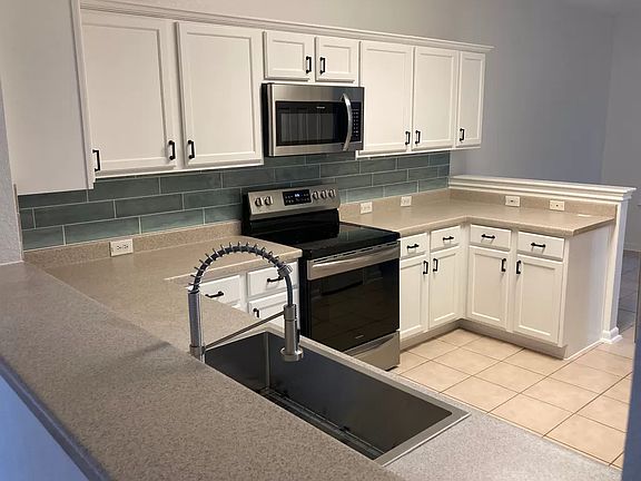 4th image of 119 Flinn St