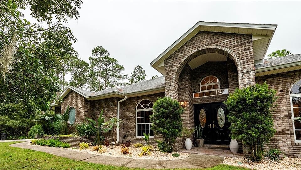 Home For Sale In Live Oak Estates