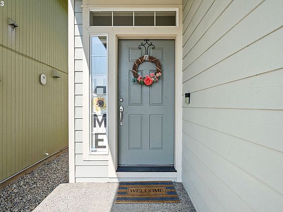 5th image of 4320 NE 55th Pl