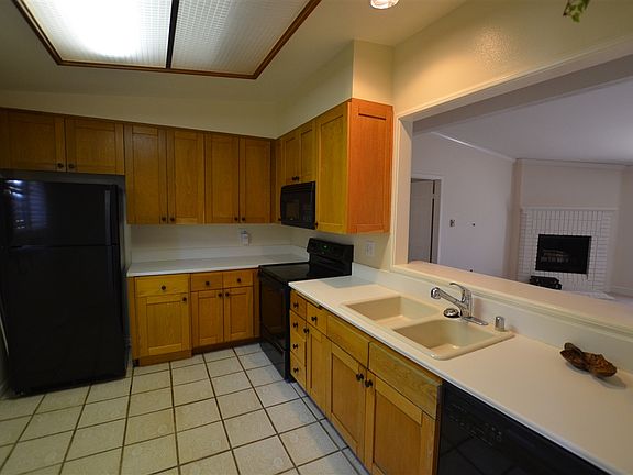 4th image of 8850 Villa La Jolla Dr Unit 307