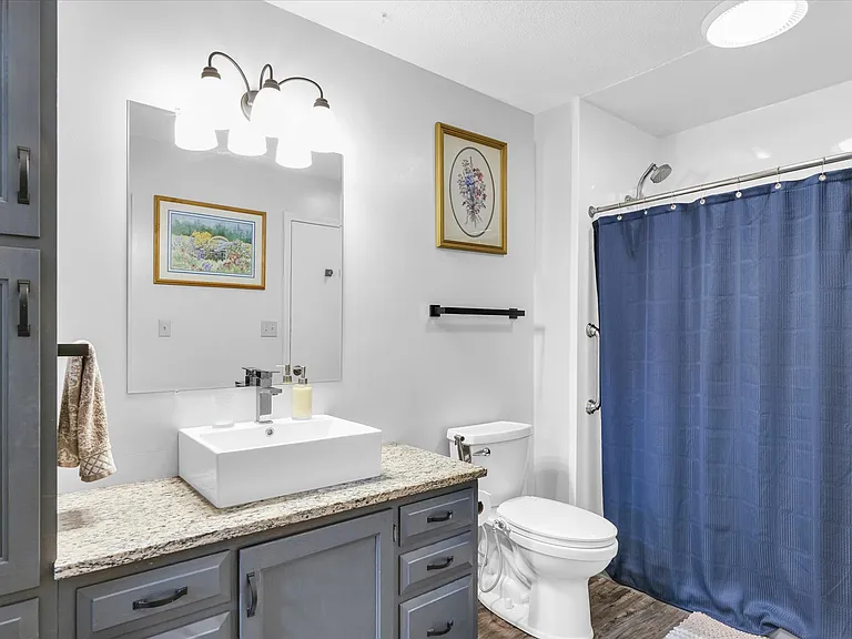 1 Lyndhurst Village Ct — Photo 10