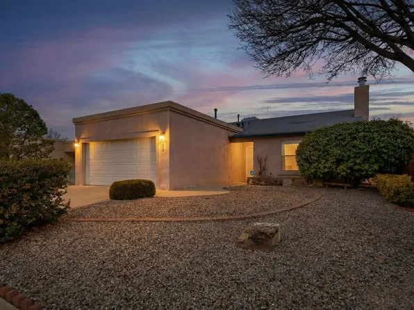 6815 Porlamar Rd NW, Albuquerque, NM 87120